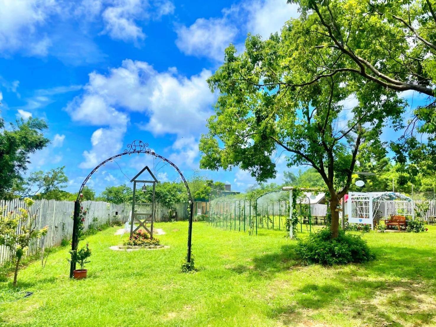 墾丁勿忘我城堡莊園 ย่านเมืองเก่าเฮ้งชุน ภายนอก รูปภาพ