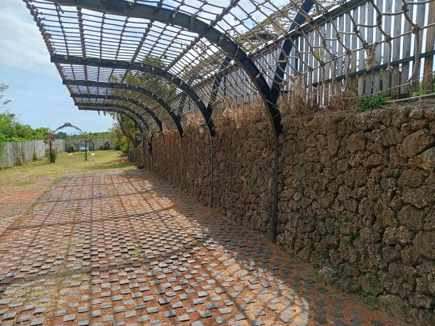 墾丁勿忘我城堡莊園 ย่านเมืองเก่าเฮ้งชุน ภายนอก รูปภาพ
